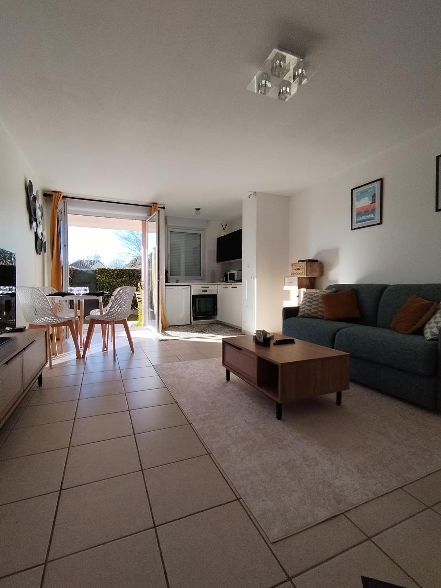 T2 Spacieux Tres Bien Place Gagnac-sur-Garonne Buitenkant foto